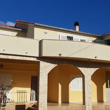 Apartman Frane 6+2 Brodarica  Exterior photo